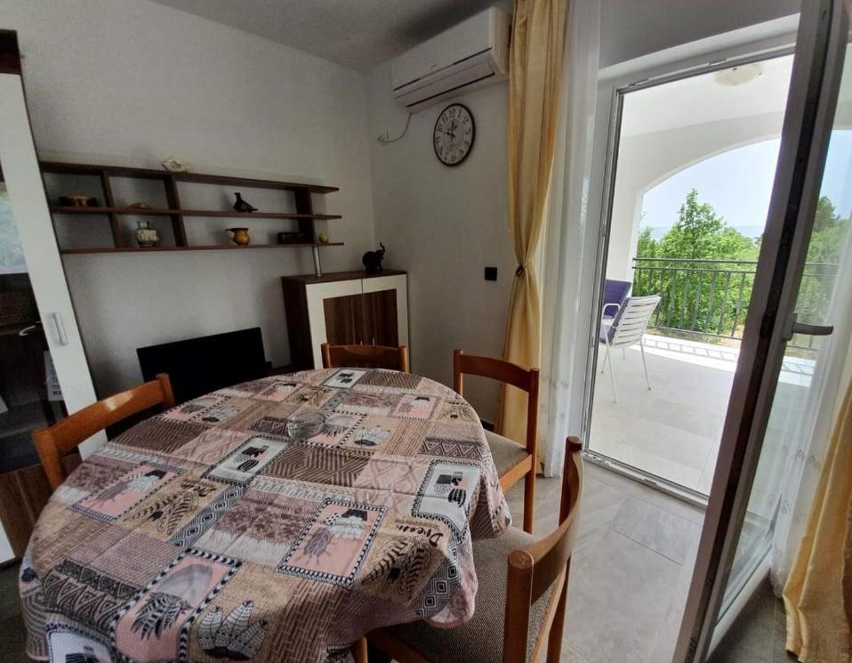 Apartmani Lucija Масленица Экстерьер фото