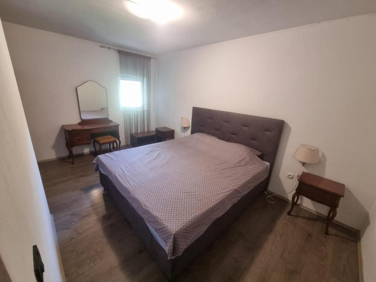 Apartmani Lucija Масленица Экстерьер фото